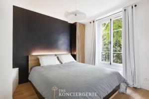 Moderne pied a terre proche de Montmartre