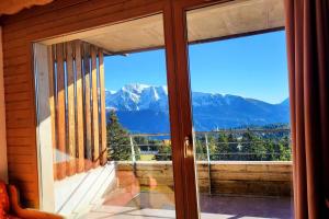 Vue spectaculaire, Appartement T3 pied des pistes, terrasse, parking, 6 pers