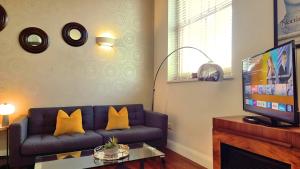 Notting Hill- The One One One! -5-