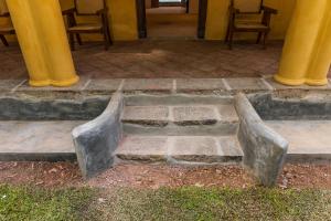 Treasure Crest Villa in Galle - Plunge Pool, 10 Min to Beach