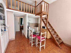 Cannes Suquet proche plage Palais des congrès - 2P + Mezzanine