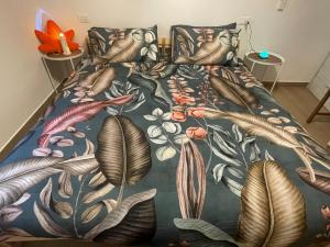 Surfer's Paradise holiday apartment