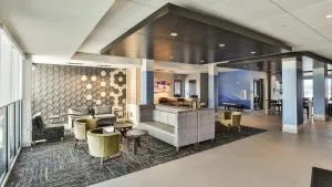 Holiday Inn Express & Suites - Nashville MetroCenter Downtown by IHG
