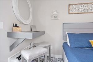 Happy Place Hideaway - Walk to Taneycomo