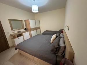 Spinola Bay Apt - Beatiful 3-Double Bed apt near beach in Prime Location