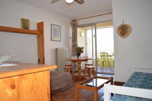 Studio bien placé avec terrasse en face de mer ST CYPRIEN PLAGE sc220-009