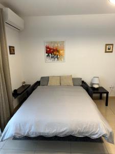 Spinola Bay Apt - Beatiful 3-Double Bed apt near beach in Prime Location