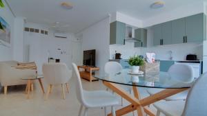 50m from the sea, Calle San Enrique 3-1