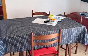 Nice Apartment In Omis With Wifi