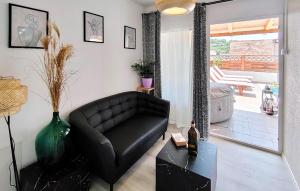 1 Bedroom Stunning Apartment In Hvar