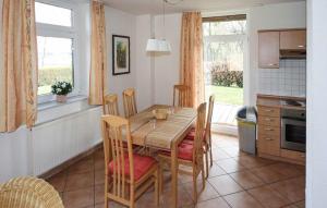 Gorgeous Home In Röbel With Lake View