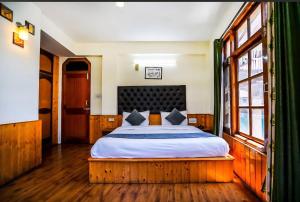 Ramta Jogi Hotel & Stays