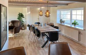 Amazing Home In Løkken With Wifi
