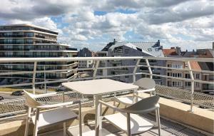 2 Bedroom Lovely Apartment In Oostende