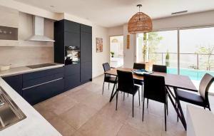 Maison Piscine Nîmes