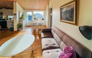 2 Bedroom Stunning Home In Lysekil