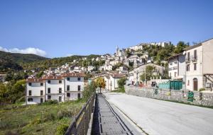 4 Bedroom Stunning Home In Montenero Val Cocchiar