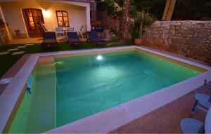 House With Heated Pool