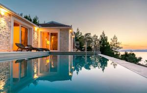 Lovely Home In Prigradica