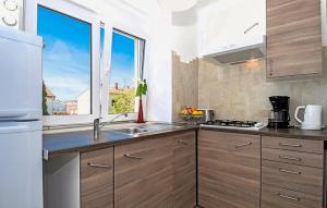 Gorgeous Apartment In Medulin With Swimming Pool