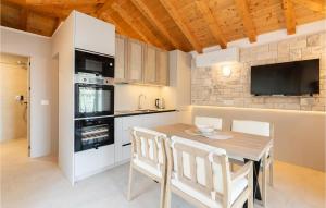 Lovely Home In Prigradica