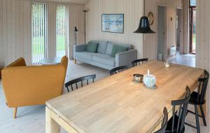 Beautiful Home In Gilleleje With Wifi