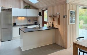 Beautiful Home In Gilleleje With Wifi