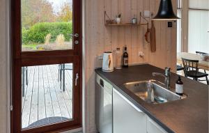 Beautiful Home In Gilleleje With Wifi