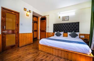 Ramta Jogi Hotel & Stays