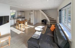 Beautiful Home In Tarm With Wifi