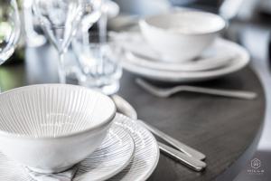 Levin Lyhty Bria for 3 guests and Beatrice for 6 guests by Hilla Villas