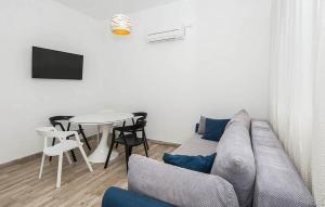Awesome Apartment In Podstrana With Wifi