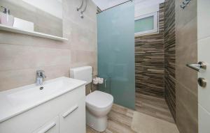 Awesome Apartment In Podstrana With Wifi