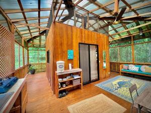 River Cabin 1BR Breathtaking Chirripó Retreat