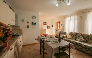 2 Bedroom Lovely Apartment In Frazione Zortea