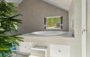 Lovely Home In Glesborg With Sauna