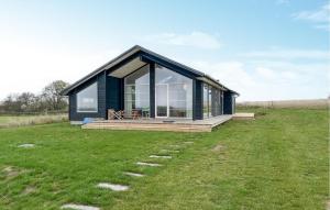 Awesome Home In Store Fuglede With Wifi