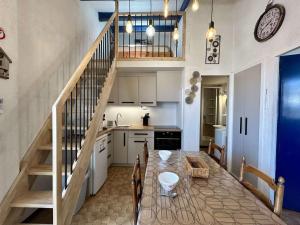 Appartement 2 Pièces mezzanine 6 couchages ST CYPRIEN PLAGE SC310-C2E5