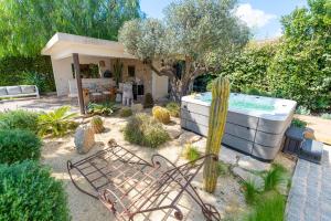 Eden Balinais Piscine et Jacuzzi 18 min des plages