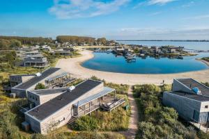 Seaside Family Villa 6p - Direct bij het Strand - Villa 24