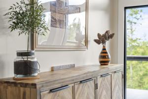 Luxury Hot-Tub WiFi - A Red River Barnhouse