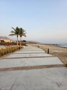 Sifahbeachfront Apartment