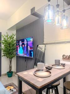 Relax in Comfort at Shore 2 Residences Mall of Asia-Pasay