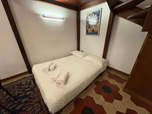 GuestHost - Arco della Pace Central Apartment