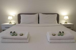 Athenian Cosy Getaway 2