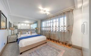 DELUXE Apartment With Terrace over HARRODS