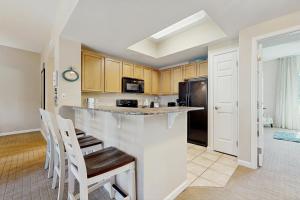 Palms of Destin 3111