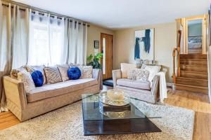 3 Mi to South Park Quiet Pittsburgh Area Getaway