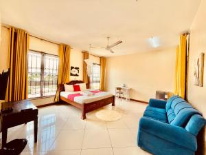 Elnas Nyali - Work & Unwind - Pool, Sea Views, AC & Fast Wi-Fi