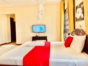 Elnas Nyali - Work & Unwind - Pool, Sea Views, AC & Fast Wi-Fi